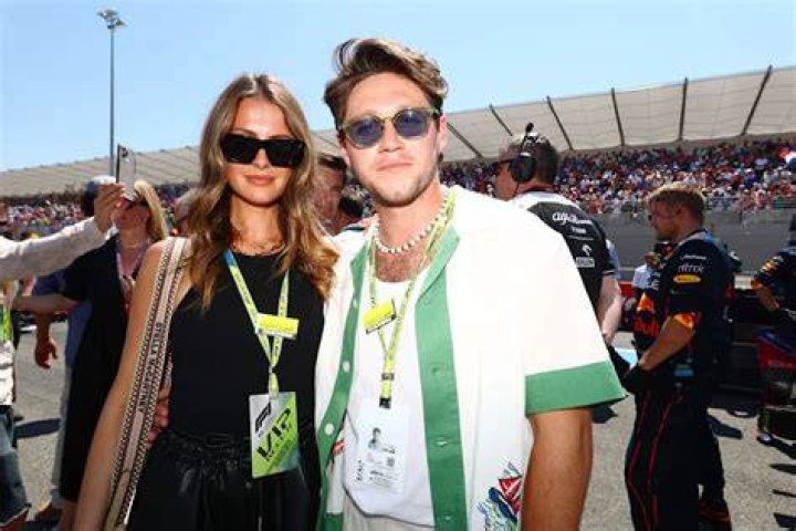 9 Fakta Amelia Woolley yang Sukses Curi Hati Niall Horan