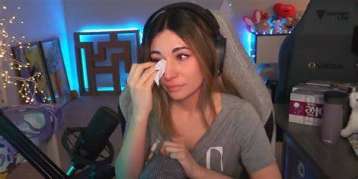 Alinity twitch bunnyvvti