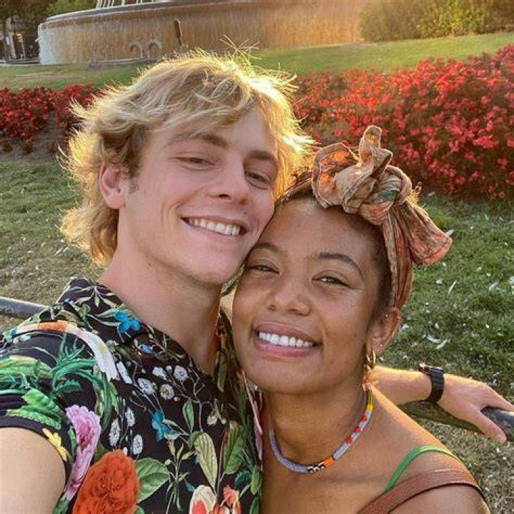 Are Ross Lynch, Jaz Sinclair Still Together? Relationship Update
