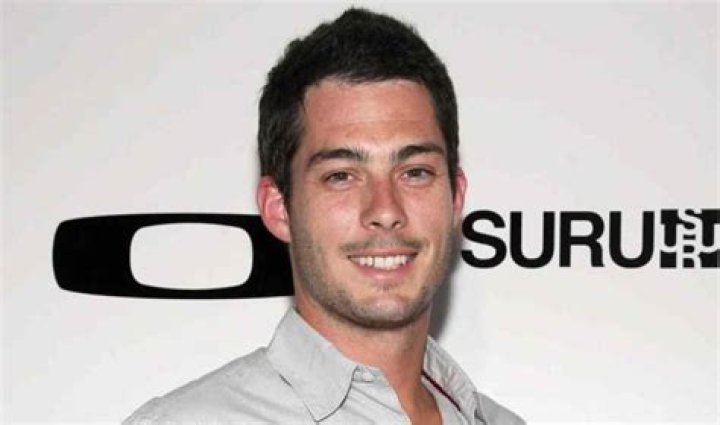 Brian Hallisay Net Worth & Bio/Wiki 2018 Facts Which You Must To Know!