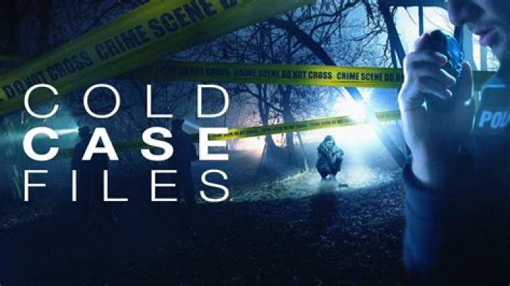 Cold Case Files Host Bill Kurtis Talks True Crime A&E True Crime