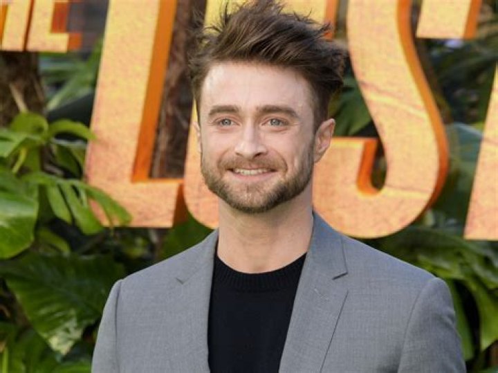 Daniel Radcliffe Net Worth From Hogwarts to Stardom (2023) — HaiKhuu
