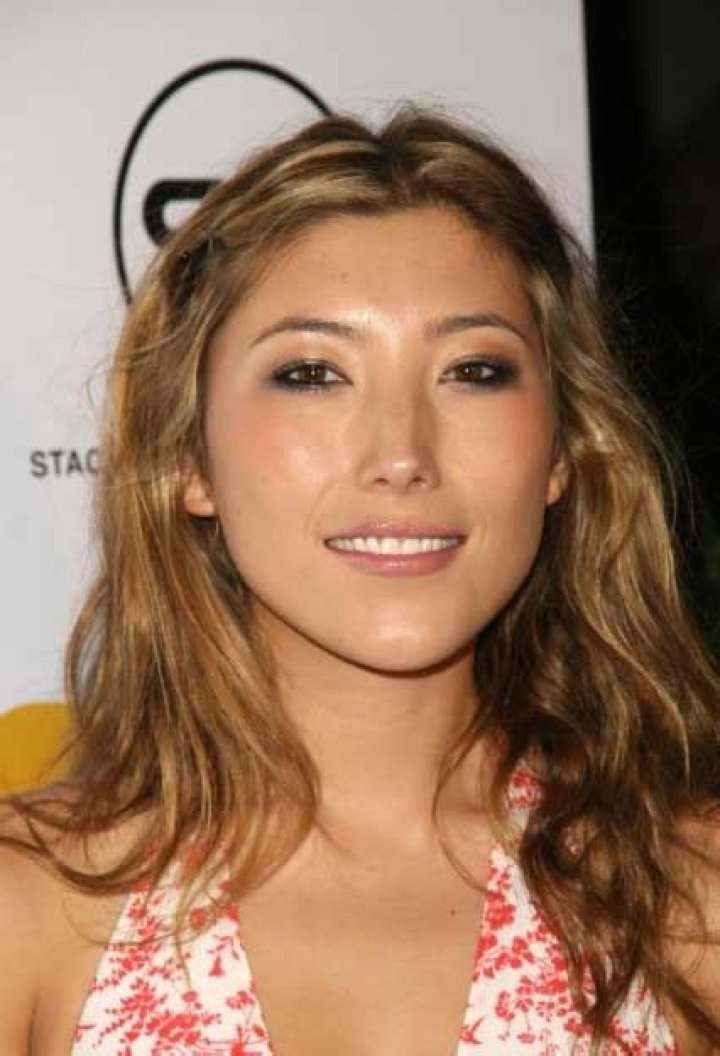 Dichen Lachman Height, Weight, Age, Spouse, Family, Facts, Biography