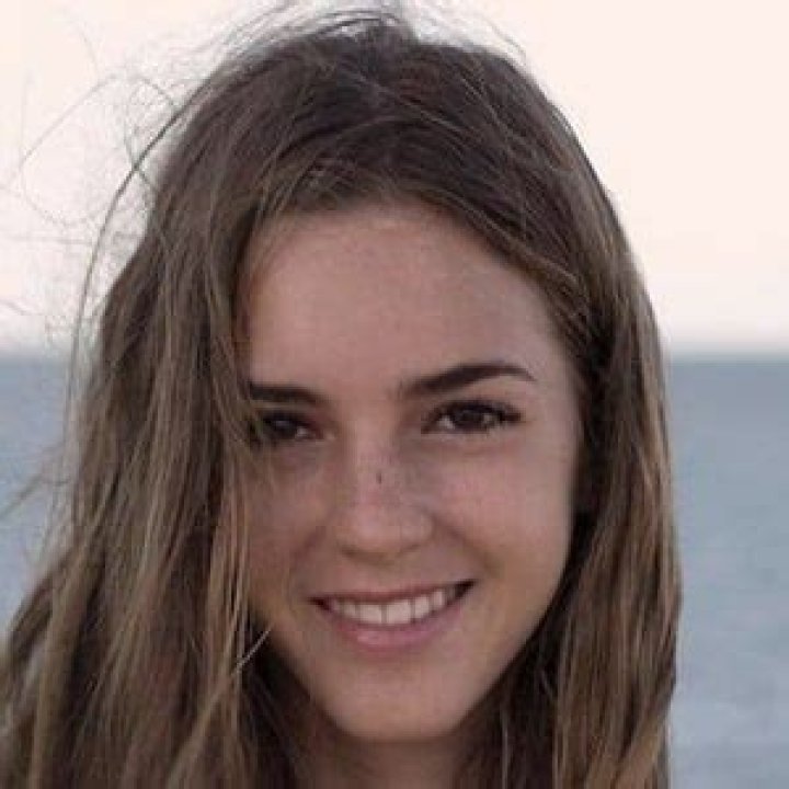 Emily Feld Age, Date of Birth, Net worth, Instagram, Model, Birthday