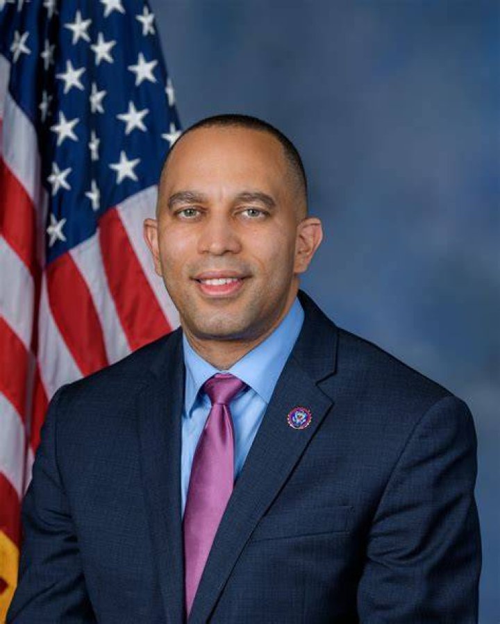 Hakeem Jeffries' Wife, Kennisandra Jeffries 5 Fast Facts