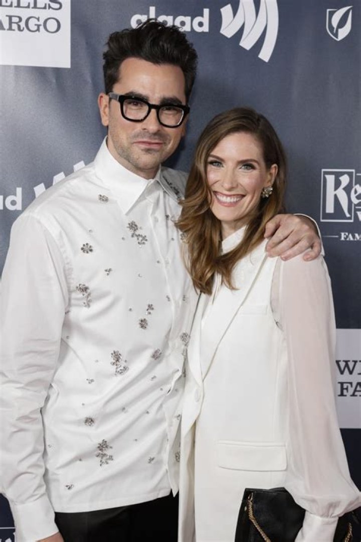Is Daniel Levy in a Relationship? Boyfriend Update!