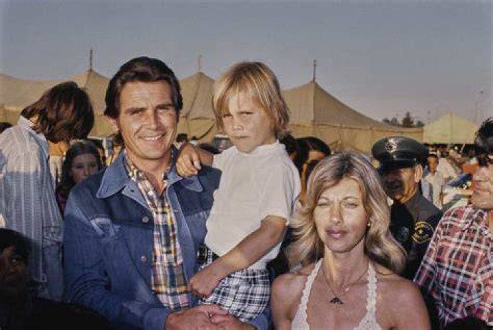Jane Cameron Agee; How did she die? The Tragic Life of James Brolin's