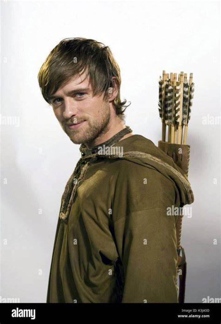 Jonas Armstrong AlloCiné