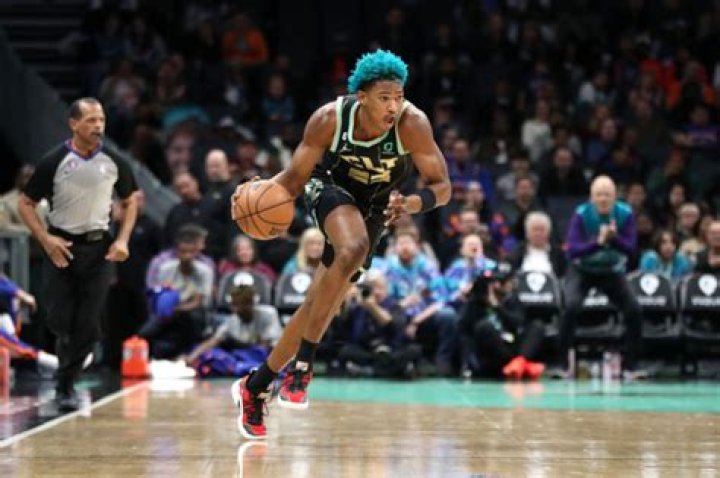 Kai Jones' background motivates him to be one of nation's best Whole