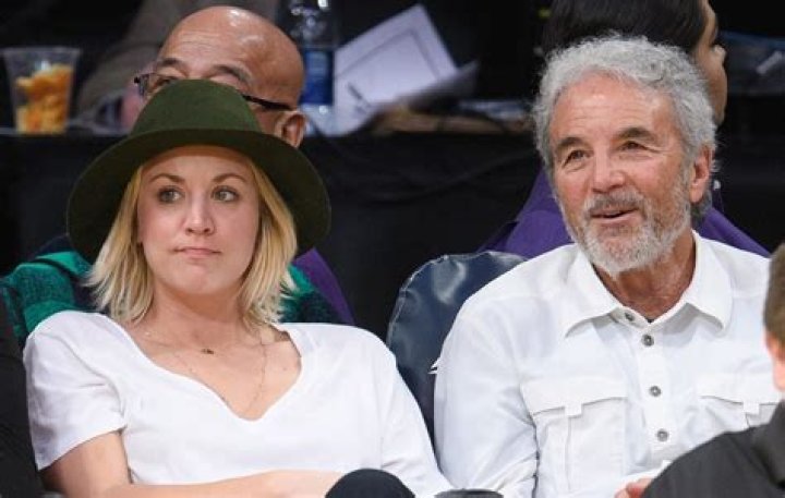 Kaley Cuoco and Her Dad at a Basketball Game in LA 2016 POPSUGAR