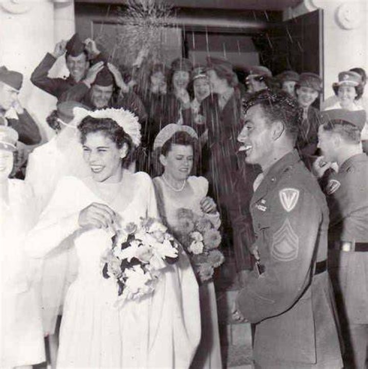Lena Mae Riggi John basilone, Female marines, Wwii women