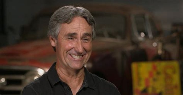 Master picker Mike Wolfe of "American Pickers" CBS News