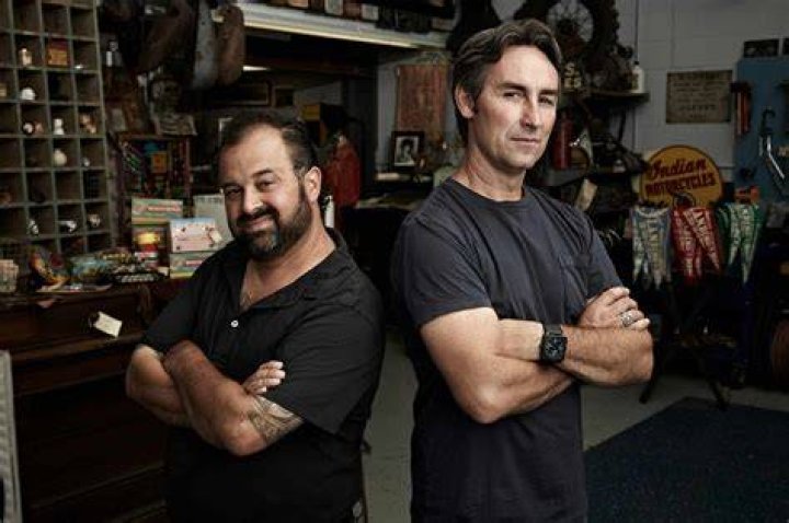 Mike Wolfe American Pickers Hook & Barrel Magazine