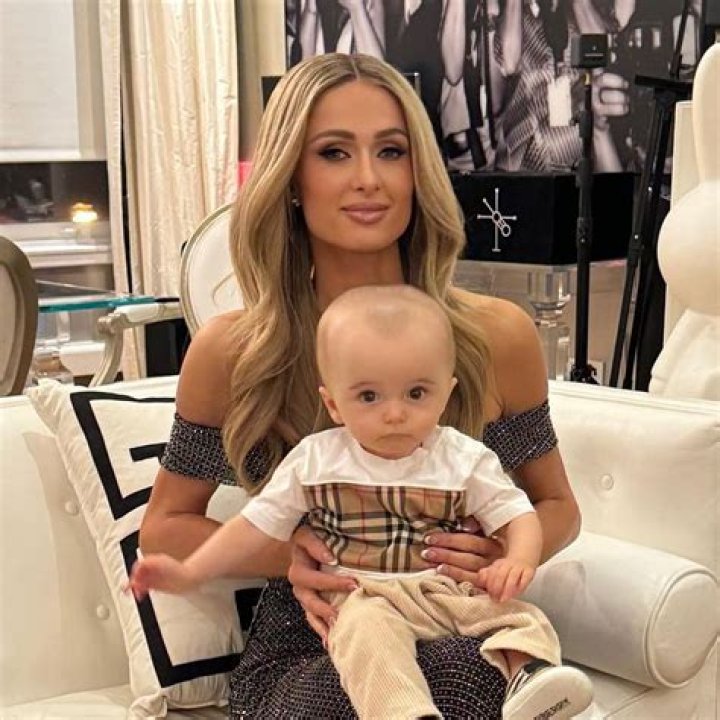 Paris As A Baby Alongside Her Family Paris Jackson Photo (32114921