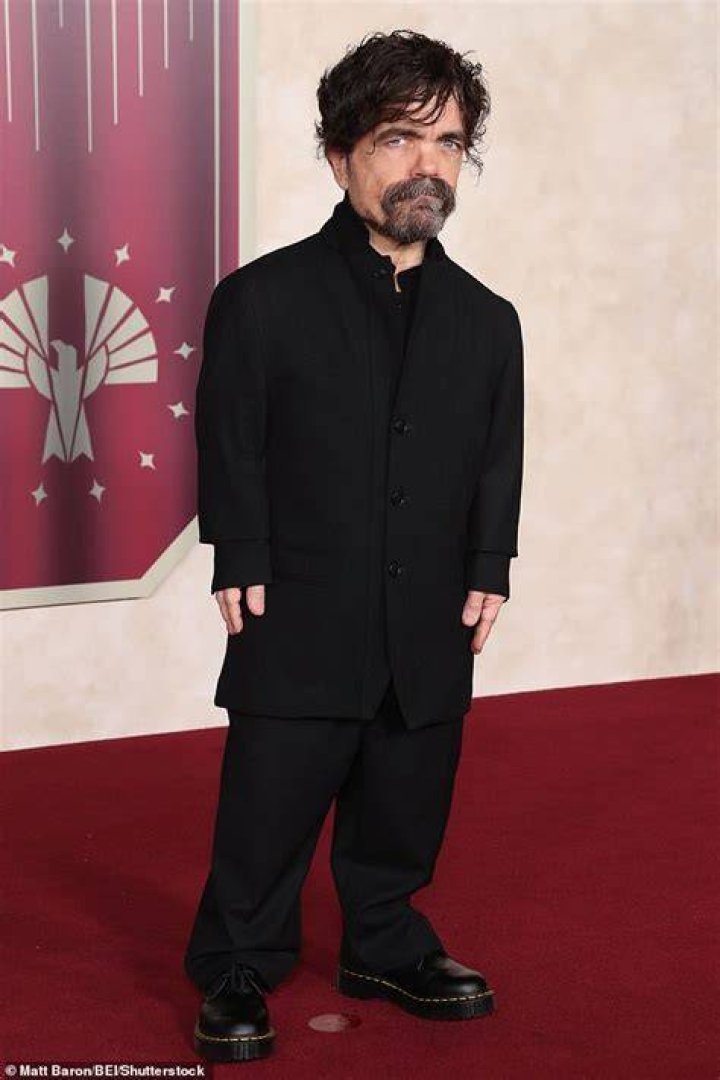 Peter Dinklage Describes Himself as a 'SelfSaboteur' in Relationships
