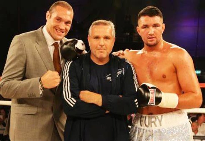 Peter Fury granted entry to New Zealand for Joseph Parker's heavyweight