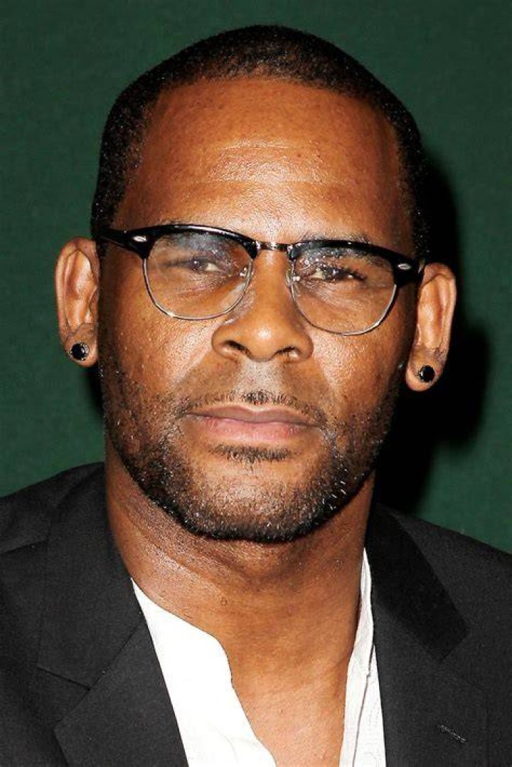 R Kelly's daughter opens up on dad's allegations Daily Active
