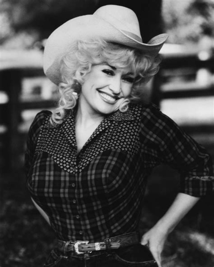 Remember when Dolly Parton fully subverted the ‘dumb blonde’ cliché