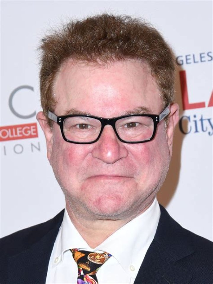 Robert Wuhl
