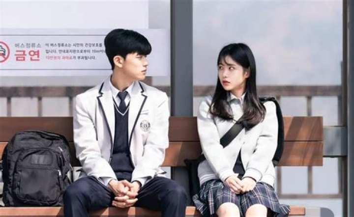 Shin Ye Eun Leads A Double Life In Drama “He Is Psychometric