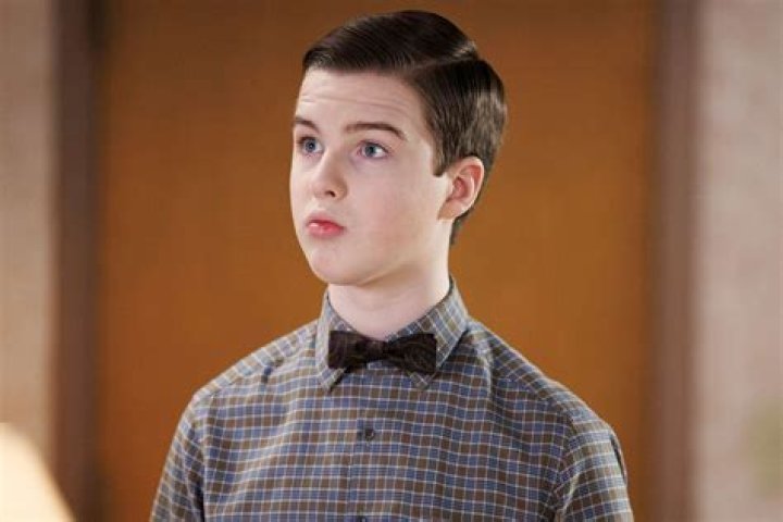 The Young Sheldon Actor You Likely Missed On Modern Family