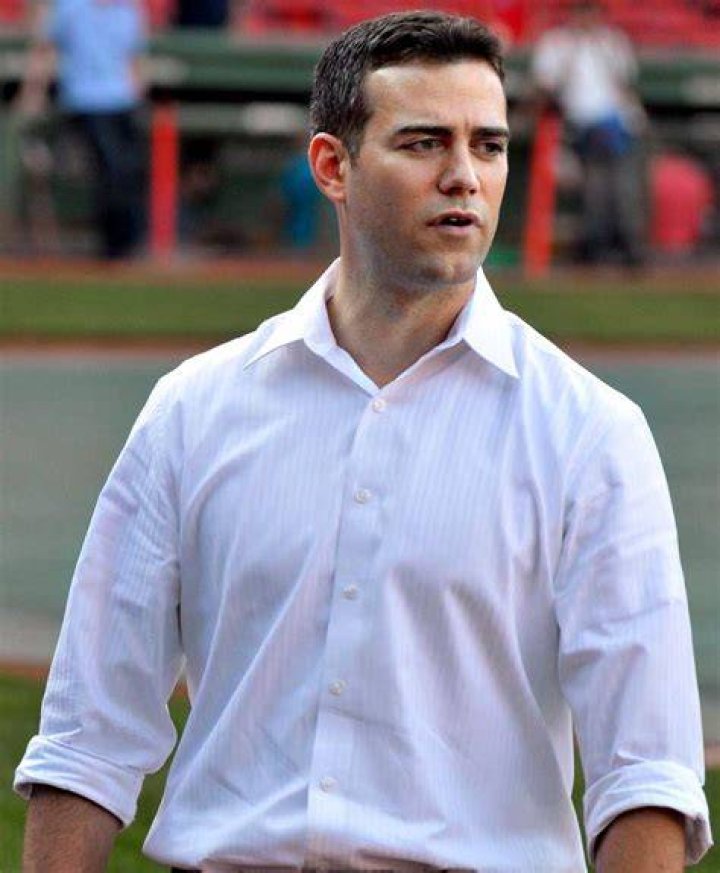 Theo Epstein Age, Birthday, Bio, Facts & More Famous Birthdays on