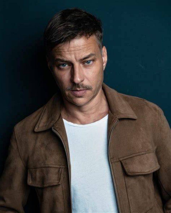 Tom Wlaschiha Height
