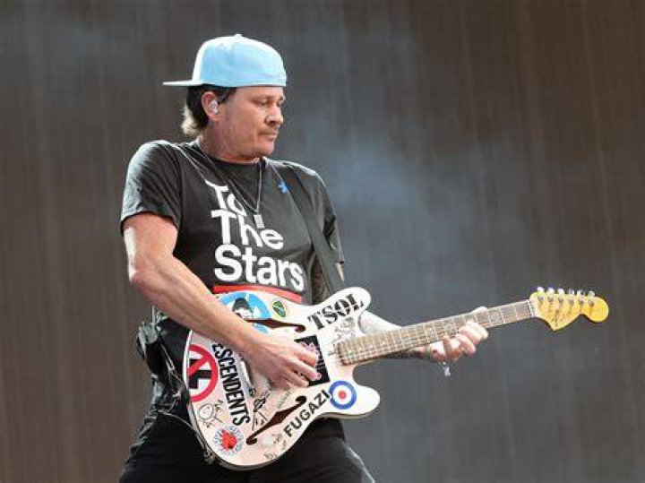 Who is Tom DeLonge's estranged wife, Jennifer? The US Sun