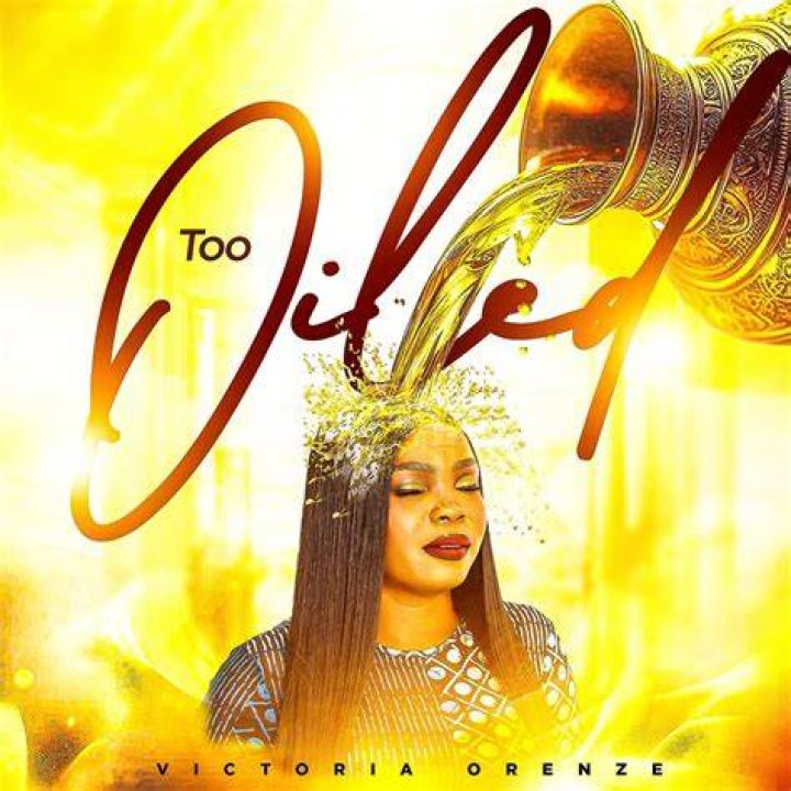 Who is Victoria Orenze? A Look at Her Biography and Musical Influence
